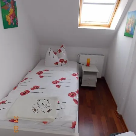 Aranka Остзебад Нинхаген