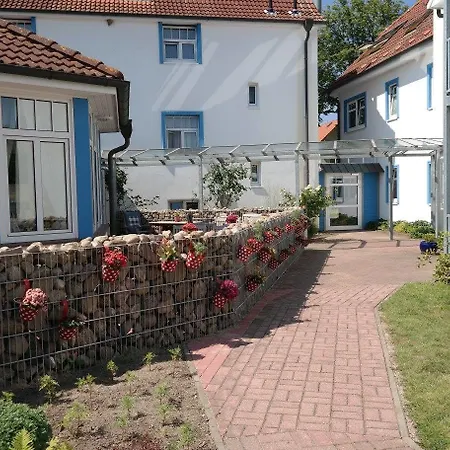 Aranka Aparthotel 3*